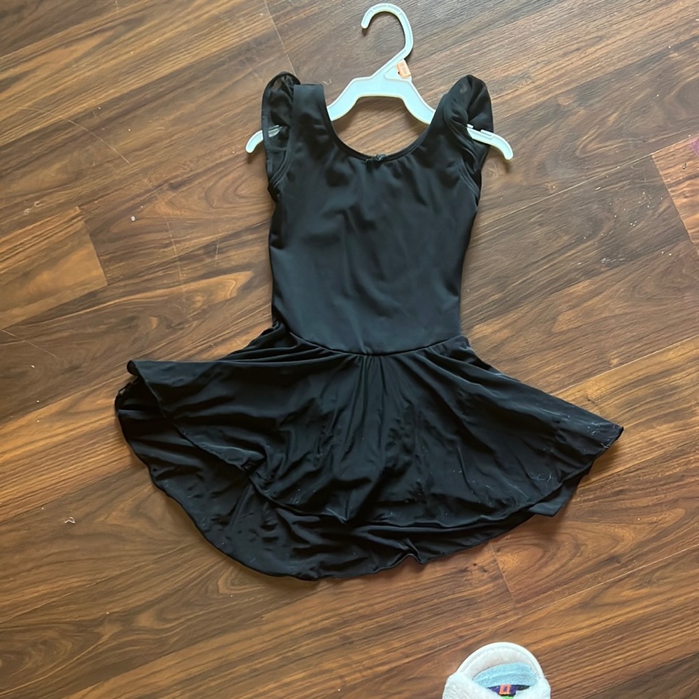 Elowel size 6-8 ballet Leo
